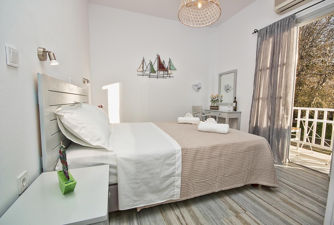 Mersea Apartments Parikia  Bagian luar foto